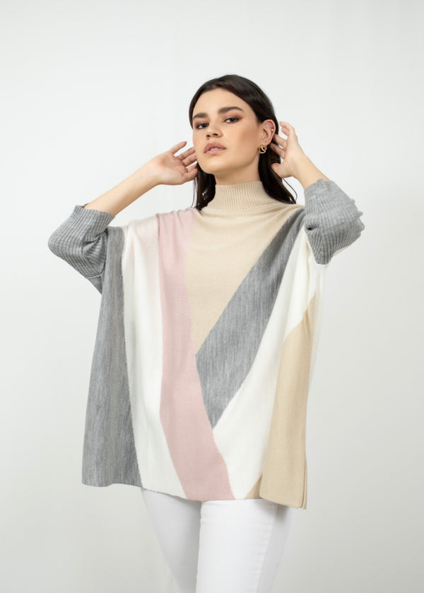 Poncho Intarsia Triangular